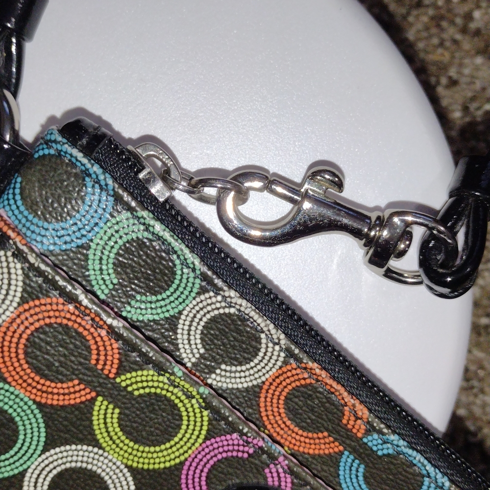 Coach DOTTED "C" Mulitcolor Wristlet NWOT - Picture 2 of 16
